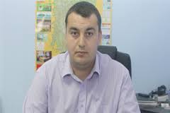 primarul Laurentiu Micu, sapata