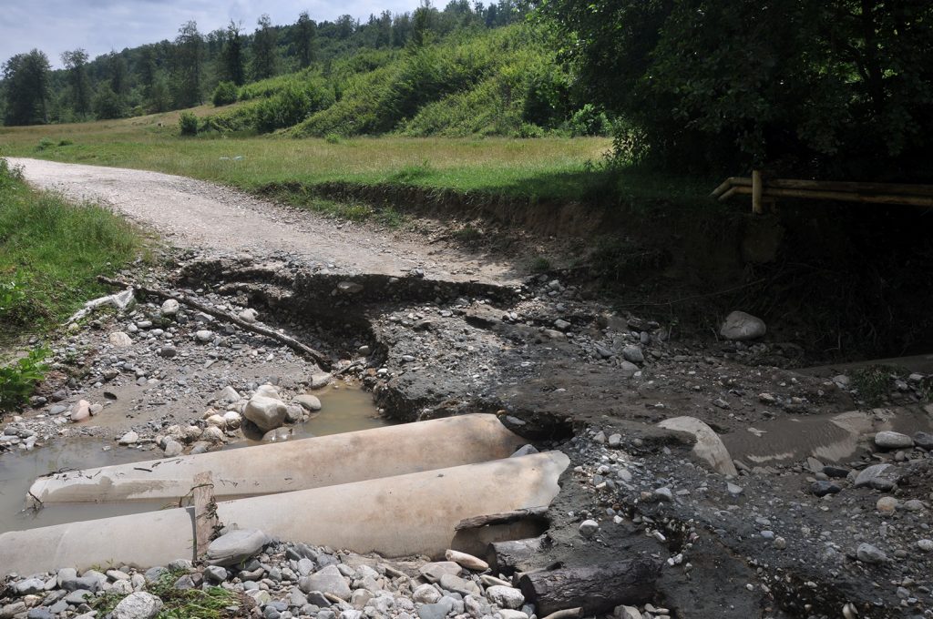 drum surpat, inchis richitele babana (2)