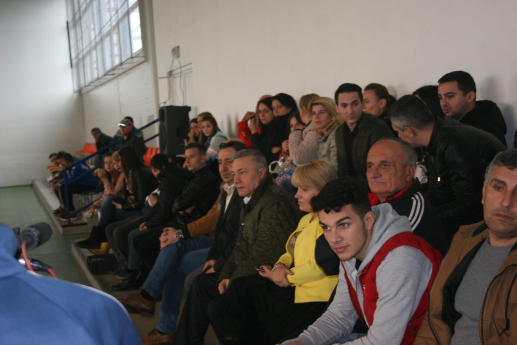 pmp-arges-tribuna-handbal