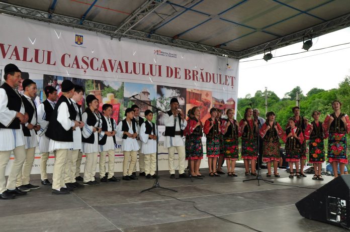 festivalul cascavalului de bradulet