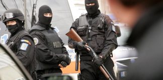 ACUM! Perchezitii in Arges! Contrabanda cu ARME letale!