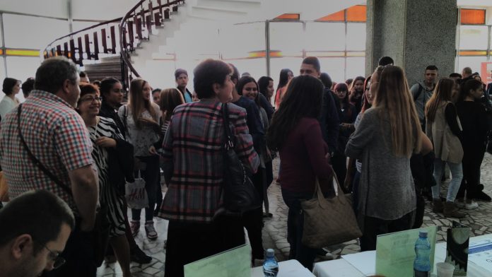 bursa locurilor de munca absolventi (9)