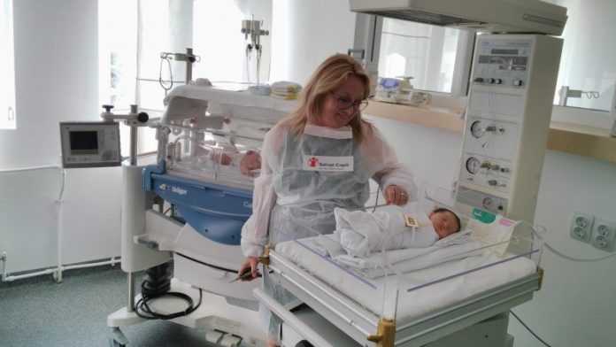 nou nascuti salvati copiii