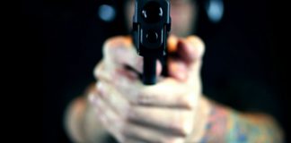 ATENTIE! Pădurile, păzite cu pistolul cu bile şi bastonul cu electroşocuri! Amanunte despre politia padurilor