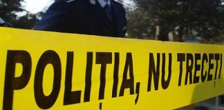 Tanarul injunghiat de vecin a MURIT! La spital, cu rani, fratele decedatului, dar si fata agresorului