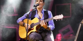 SHOW total la Pitesti! Stefan Banica Jr si “Vocea Romaniei 2016”, Cristina Balan, concerteaza in Piata Primariei