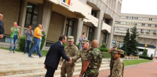 Militari americani, la Prefectura Argeș!