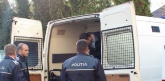 ACUM, la Judecătoria Curtea de Argeș, cei 19 reținuți sub acuzația de PROXENETISM! Mandat de ARESTARE în LIPSĂ pentru un alt argeșean
