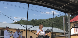 (video) Emilia Ghinescu a deschis petrecerea la Berevoești! Obiective importante din localitate, INAUGURATE de Ziua Comunei