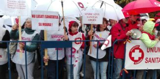 ARGEȘ. Angajați din SĂNĂTATE, în drum spre București. Vor PROTESTA în fața Ministerului Sănătății