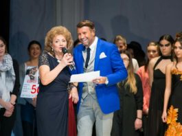 PREMIATĂ, după ani de activitate în Festivalul Național Studențesc de Modă ”Culorile Toamnei”