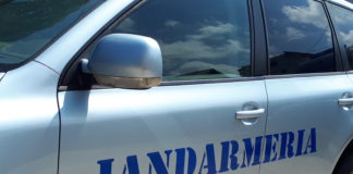 Depistați cu SUBSTANȚE PSIHOACTIVE, în două cartiere din Pitești! Unul era ELEV la o școală gimnazială