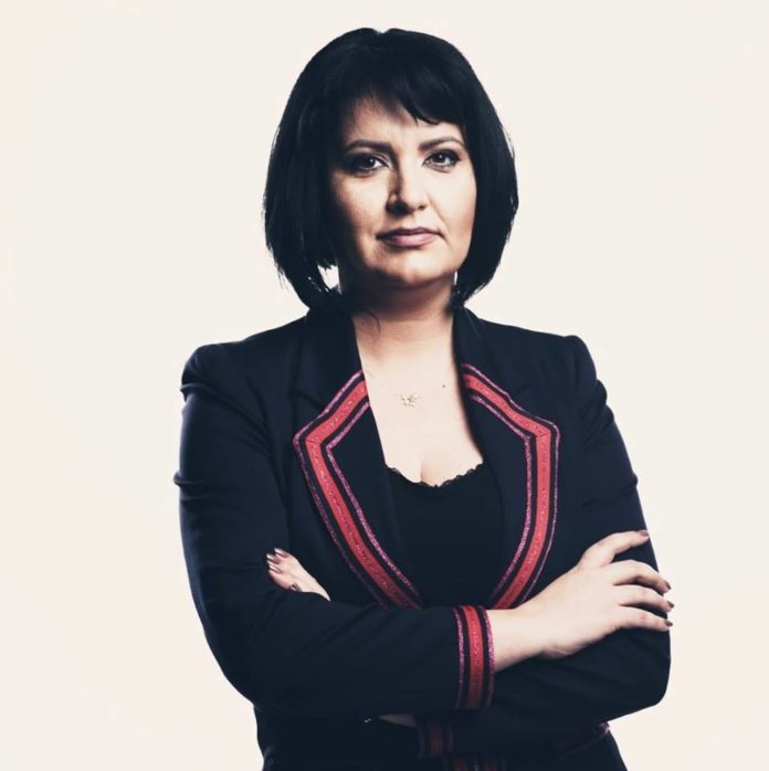 simona brătulescu
