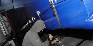 Furt din autocamioane parcate pe A1