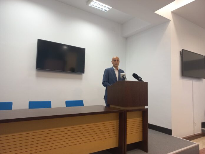 radu perianu, prefectura arges