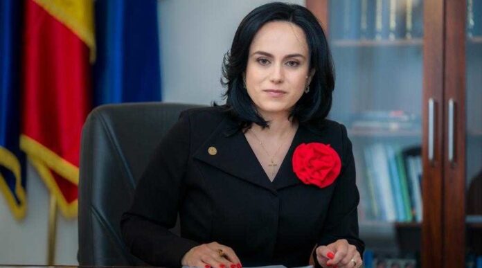 simona_bucura_oprescu