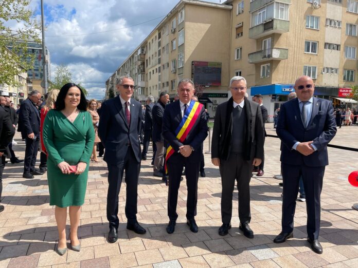 bucura simfonie, ambasadori