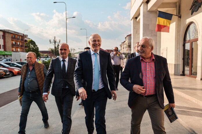 topoloveni - mircea geoana (5)