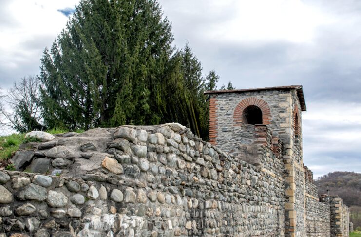 Aproape 8 milioane de euro pentru restaurarea Castrului Roman Jidava, monument UNESCO din Argeș