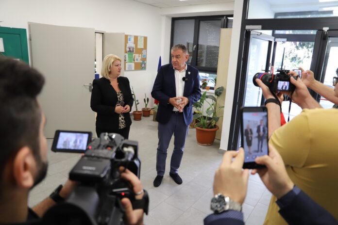 scoala tudor arghezi pitesti (5)