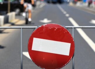 Circulație închisă pe strada Dumbravei din Pitești. Vezi de când intră în vigoare restricțiile
