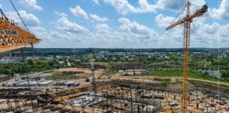 Stadiul lucrărilor la Stadionul „Nicolae Dobrin” din Pitești: noua arenă prinde contur
