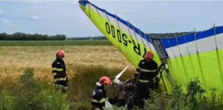 Aterizare forțată în Argeș: pilotul unui motodeltaplan, preluat de SMURD cu traumatisme la cap și față